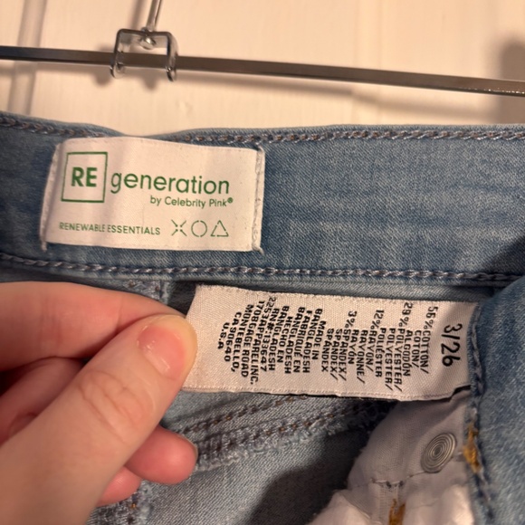RE/Generation Light Wash Skinny Jeans - High-Rise - Size 3 - Picture 3 of 3